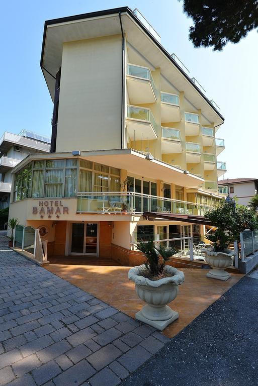 Hotel Bamar Pinarella Exterior photo